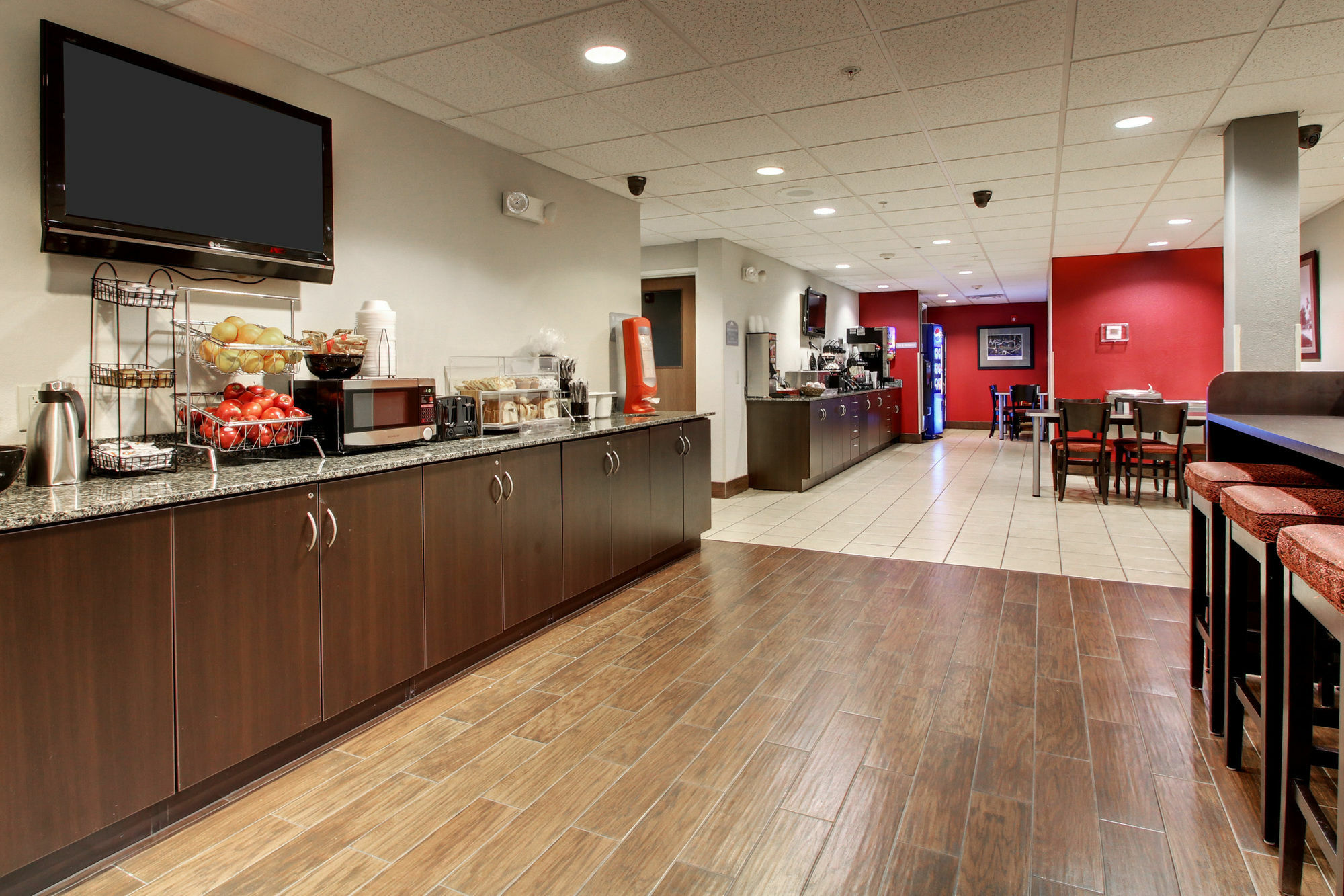 Microtel Inn & Suites By Wyndham Tuscaloosa Exterior foto